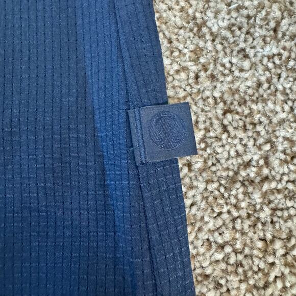 Lululemon NWT Mens Size Large Airing Easy Short Sleeve Button Up Shirt True Navy - Picture 4 of 9